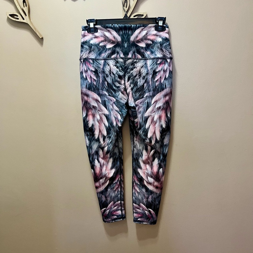 Evolution and Creation (EVCR) Feather Print High Waist Yoga Leggings Size Large - Picture 4 of 10